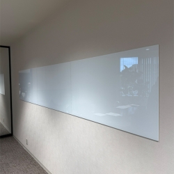 ガラスホワイトボード工事