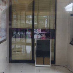 ＰＳＪ古賀店グラフィックシート工事