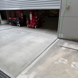 長州産業土間工事